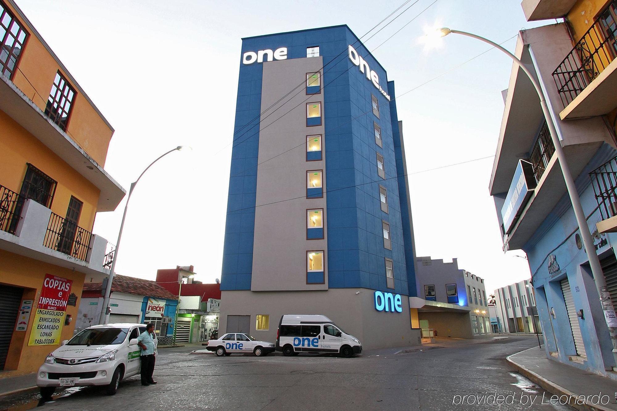 One Villahermosa Centro Exterior foto