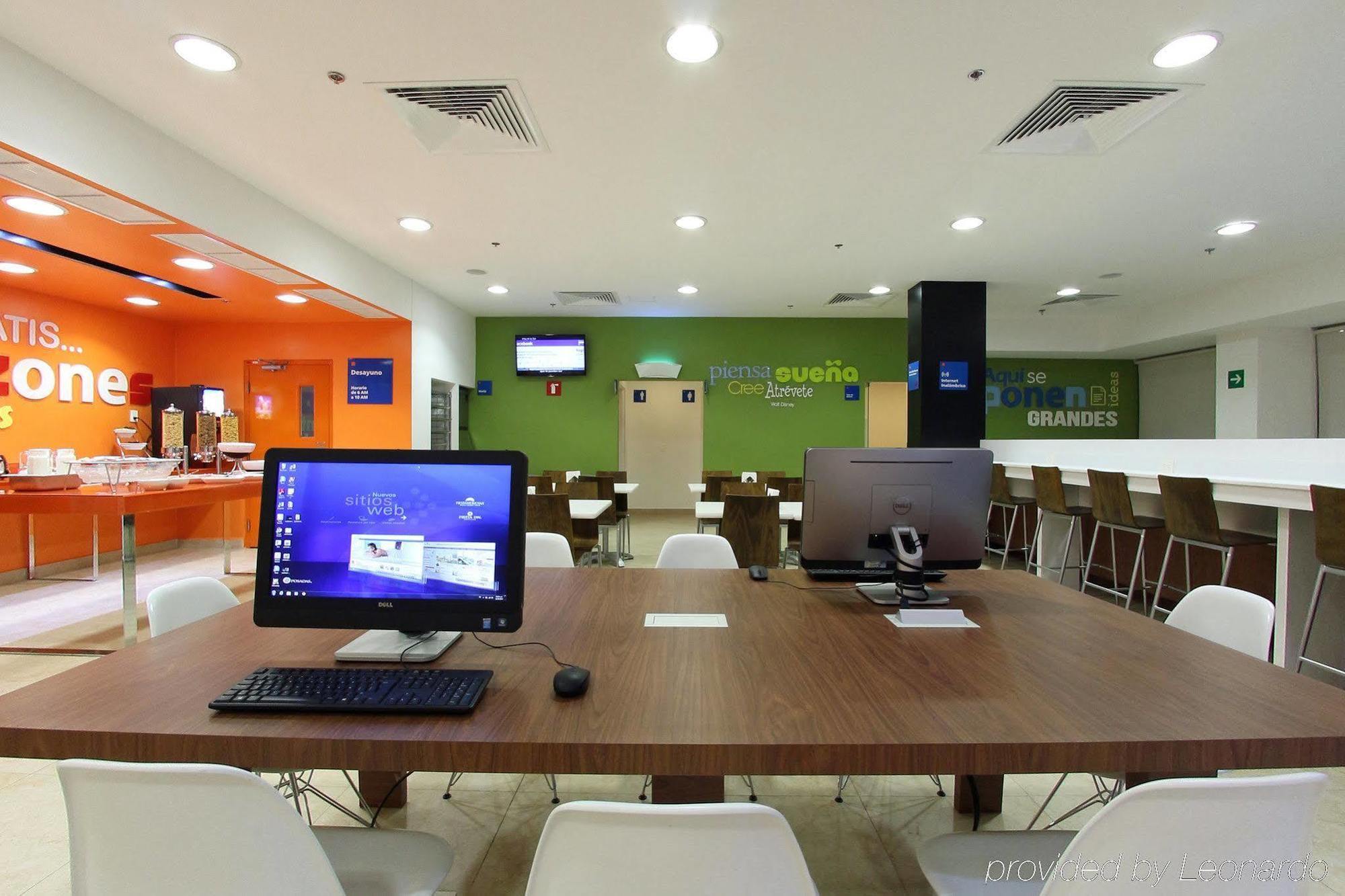 One Villahermosa Centro Business foto